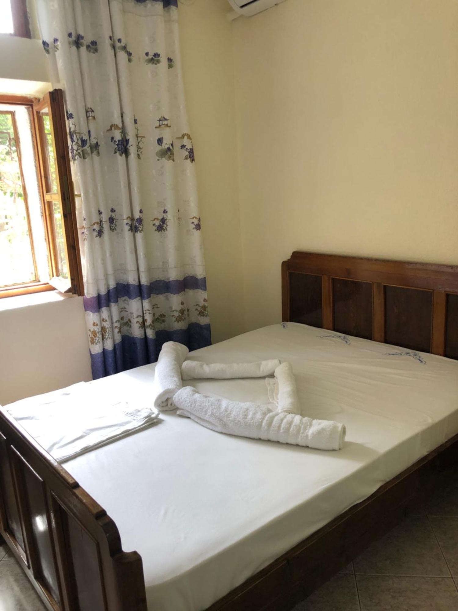 Stone Pazar Guest House Gjirokastër المظهر الخارجي الصورة