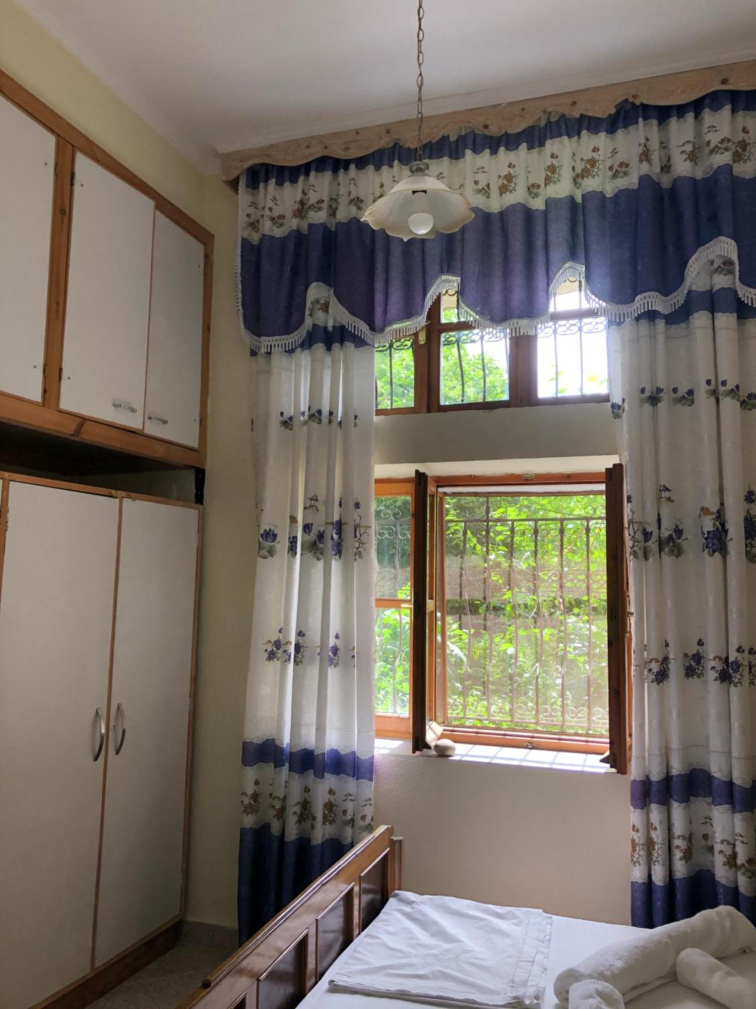 Stone Pazar Guest House Gjirokastër المظهر الخارجي الصورة